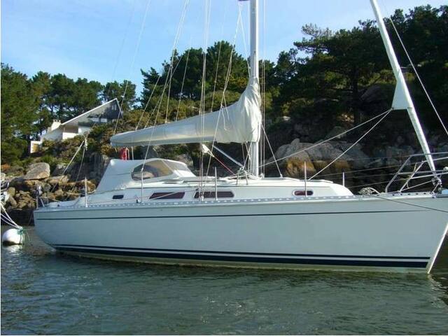 Hanse 312 boat accommodation