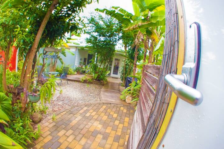 Port Douglas Beach Pad