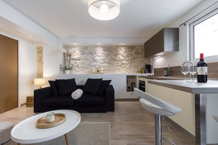 Airbnb Antibes Holiday Als Places To Stay Provence Airbnb Antibes Holiday Als