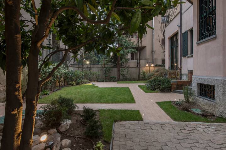 Exclusive Villa in City Life for groups (NO party) gallery image 2