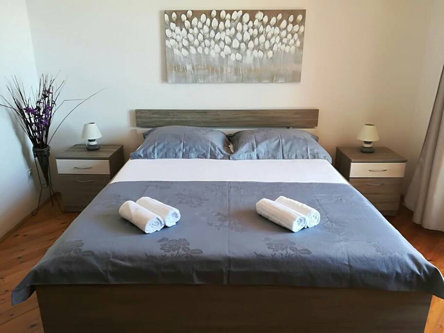 bedroom with sea view 1