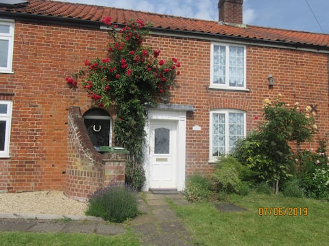 Top performing Airbnb: Lily's Cottage in Broadland