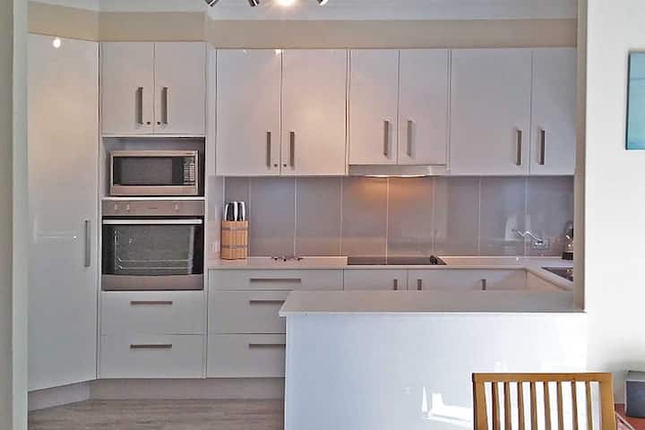 Adriana Apt -Private Back Yard With Direct Access To The National Park - Shoal Bay