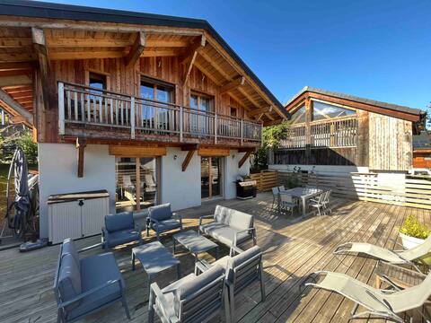 Premium chalet close to village centre and lift