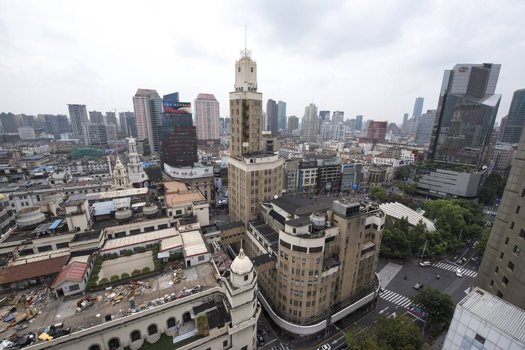 窗外的南京路全景