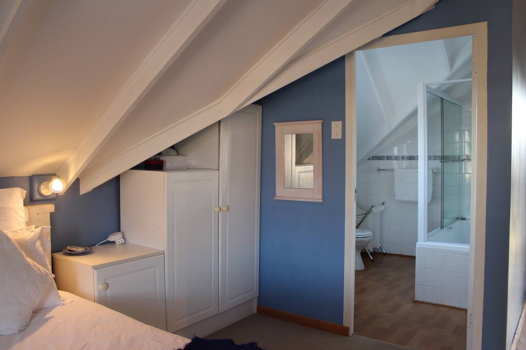 Looking to the bathroom