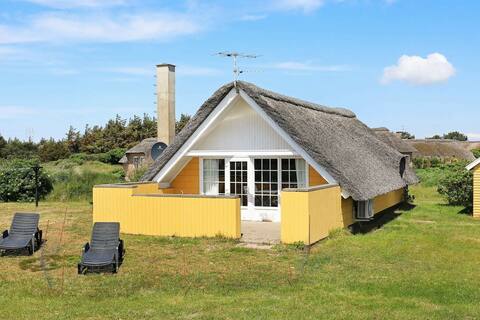 6 person holiday home in ringkøbing