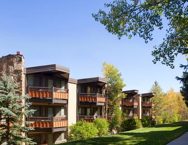 Laurelwood Studio Premier - 1 of 10