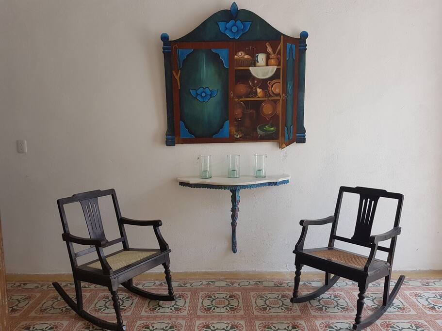 Saloncito de entrada a la casa.