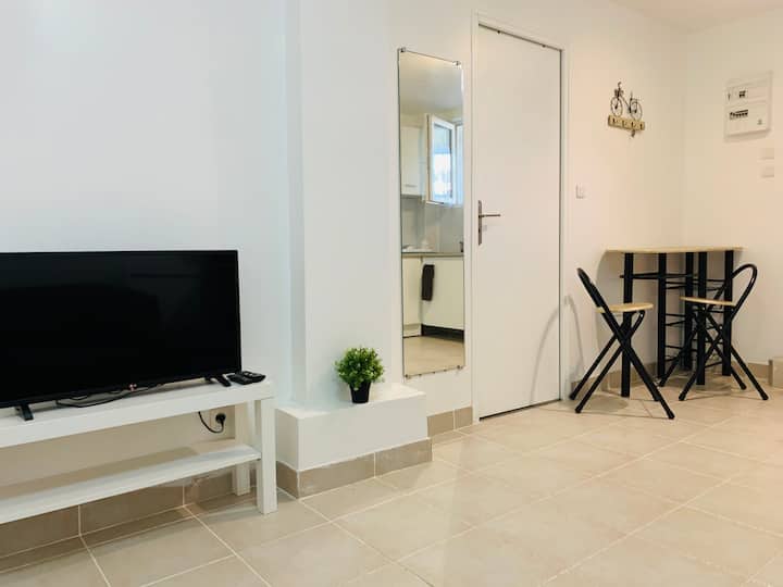 Cozy F2 Avec Jardin, Parking Gratuit, Proche Paris - Meudon