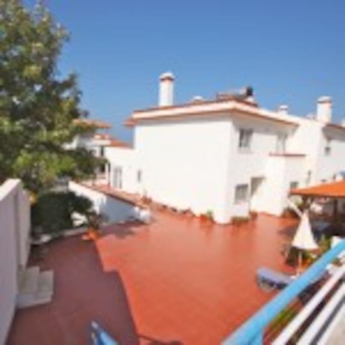 Stairway access from pool to Sun Terrace