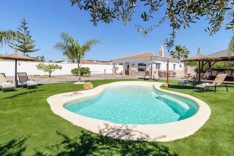 Serrano Country house “Heated Pool”