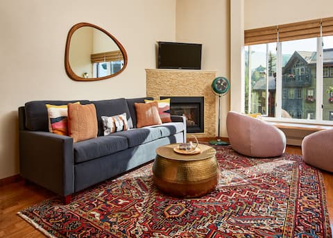 Top performing Airbnb: Vail Treehouse - Boho Chic Studio in the Village in Vail