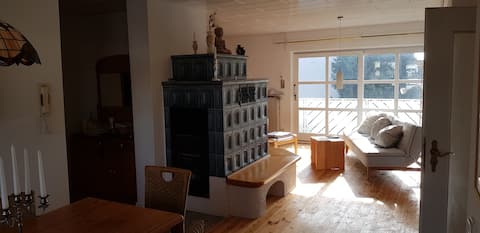 Top Airbnb: Königshalle vacation home with sauna and tiled stove in Bergstraße
