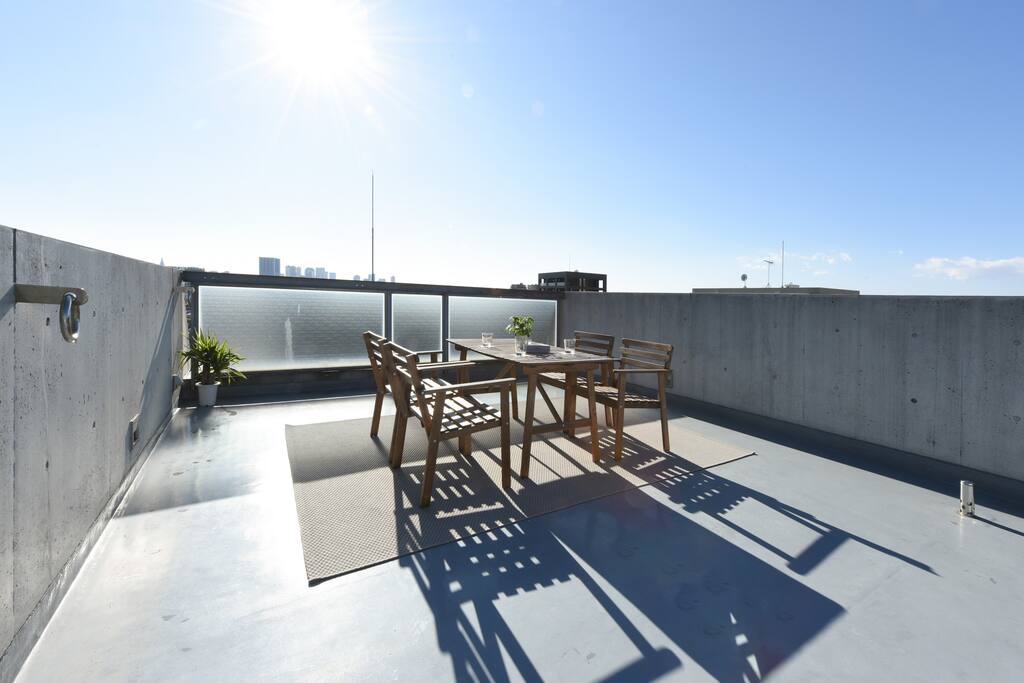 Private Rooftop