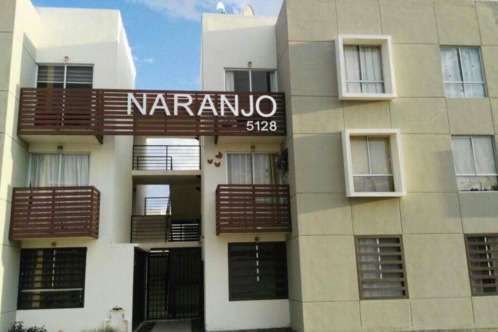 Edificio de departamentos Naranjo