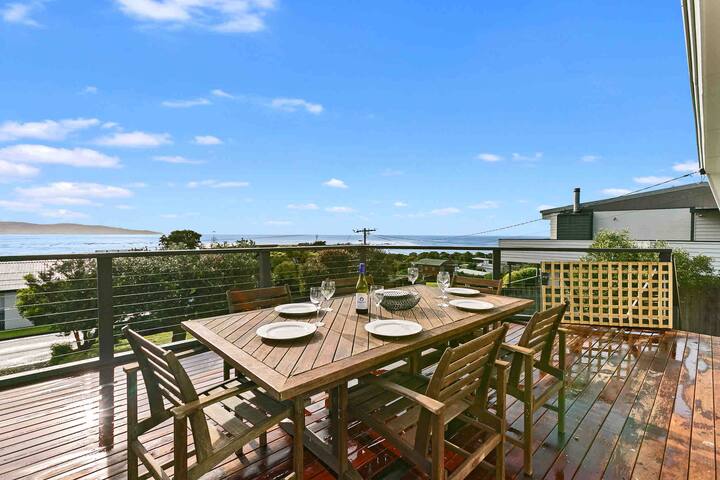 La Luna – Beach shack with breathtaking view gallery image 2