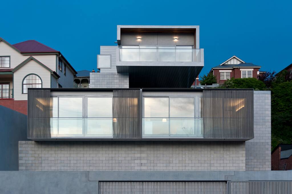 Just walking distance to the waterfront and city night life.