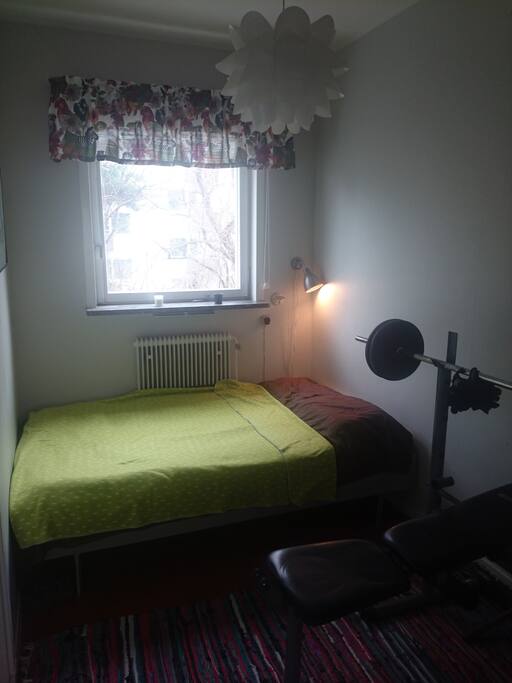 Bedroom, the bed is 120 cm. possible for 2 people :D