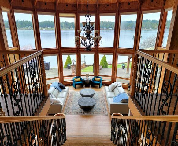 Crystal And Jason managed Airbnb listing 3