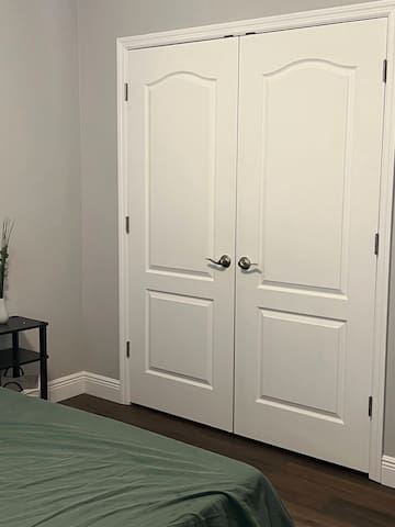 Listing in Melbourne