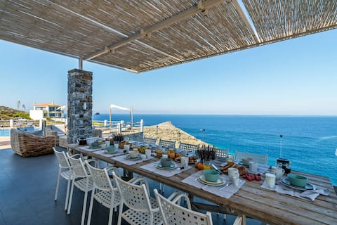 Sea front villa Penelope