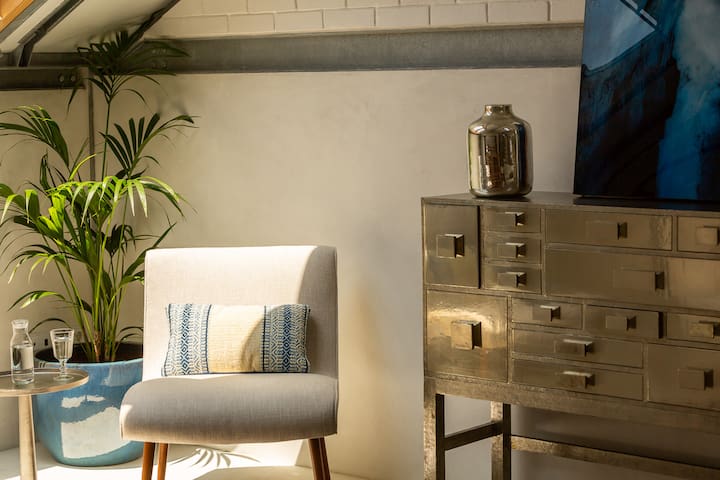 Garden of Camellias★4 Bedroom house near the beach