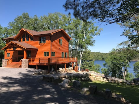 The Indian Lake House -lakefront-Hot Tub-Sauna-