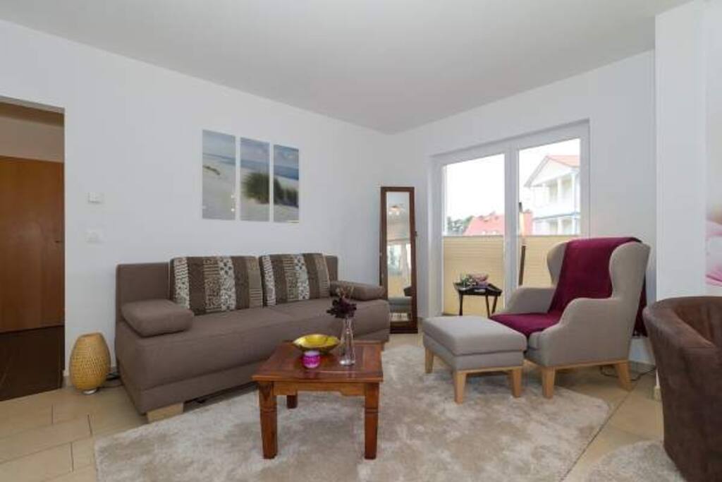 Wohnzimmer mit Schlafcouch