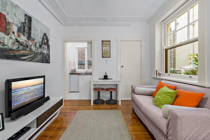 ❤️Renovated Art Deco Studio Apartment - Sydney