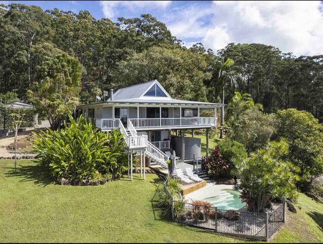 Amara Retreat, Steam Room, Yoga Studio, Pool, Fire gallery image 4