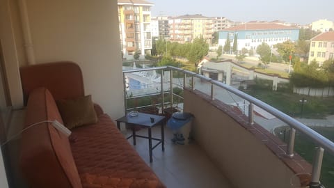 Central and with pool apartment/Çorlu