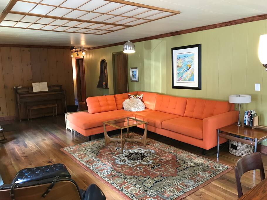 Social living room