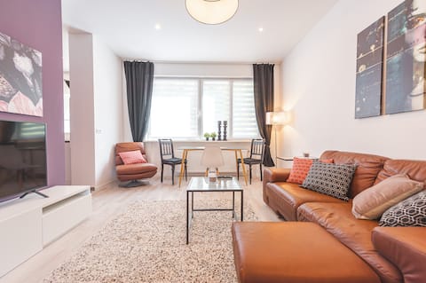Beliebte Airbnb-Anzeige: Central, modern designer apartment in S-Mitte in Lehen