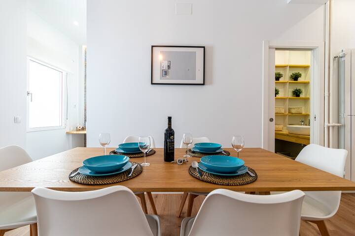 ATOCHA DELUXE – amplio y luminoso, 3 hab, 2 baños gallery image 4