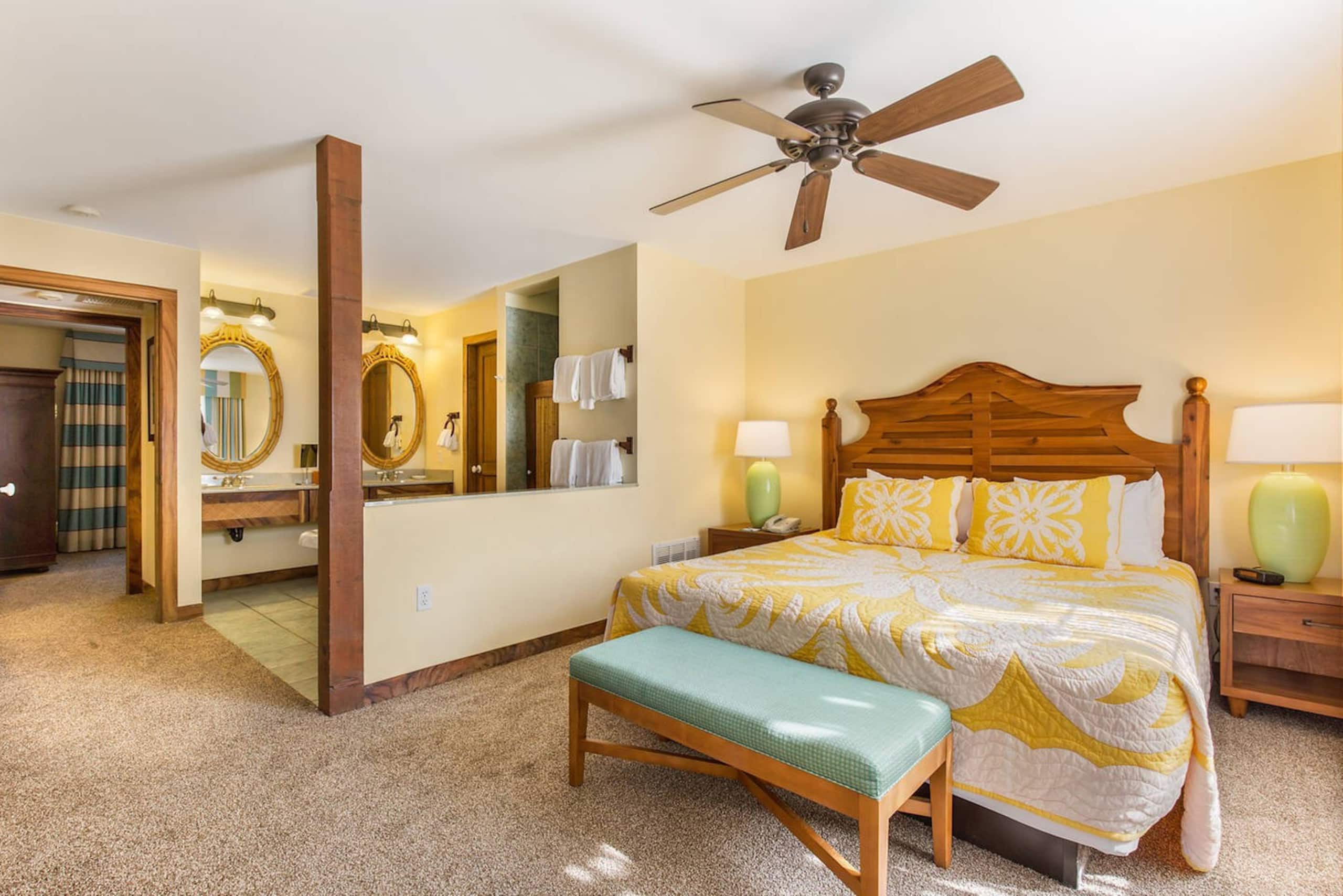 Condo in Kailua-Kona · ★4.81 · 2 bedrooms · 2 beds · 2 baths - Image 15