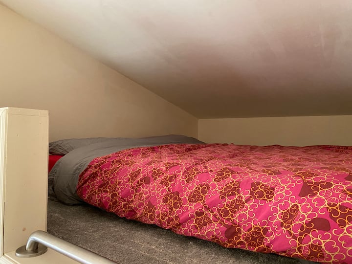 საძინებელი 2