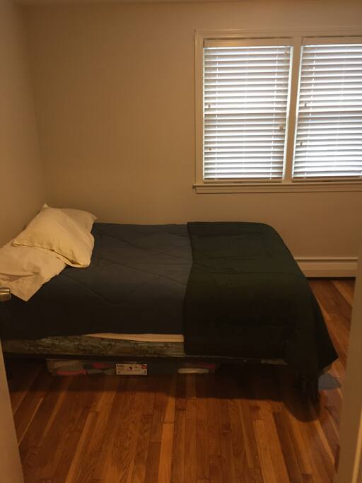 Second bedroom with full sized bed.