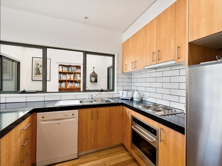 Kitchen Amenities