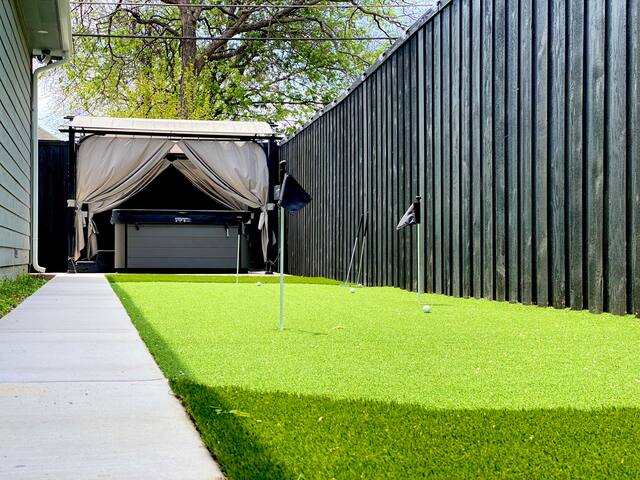 Budget-Friendly Retreat Stockyards HotTub MiniGolf gallery image 4