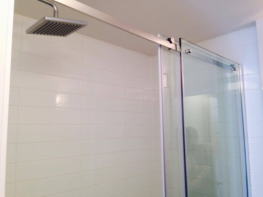 Modern shower