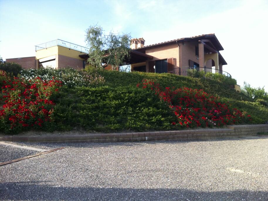 Vista dal parcheggio