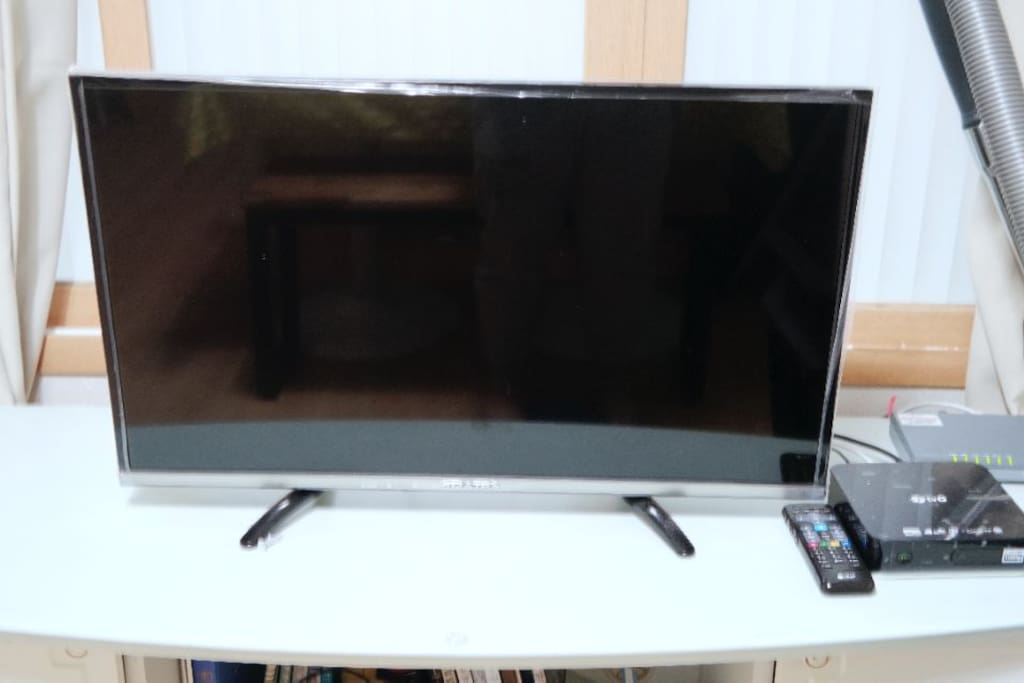 공용거실에 위치한 TV