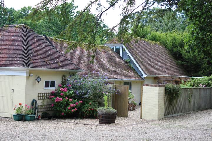 Idylic Getaway In The New Forest The Stables Cottages For Rent