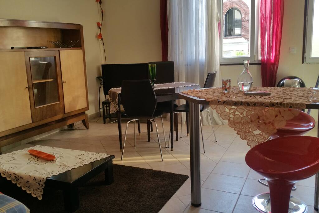salon - salle à manger - cuisine
