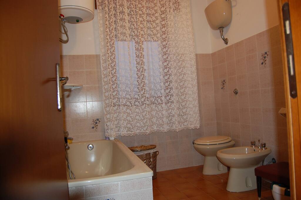 bagno primo piano