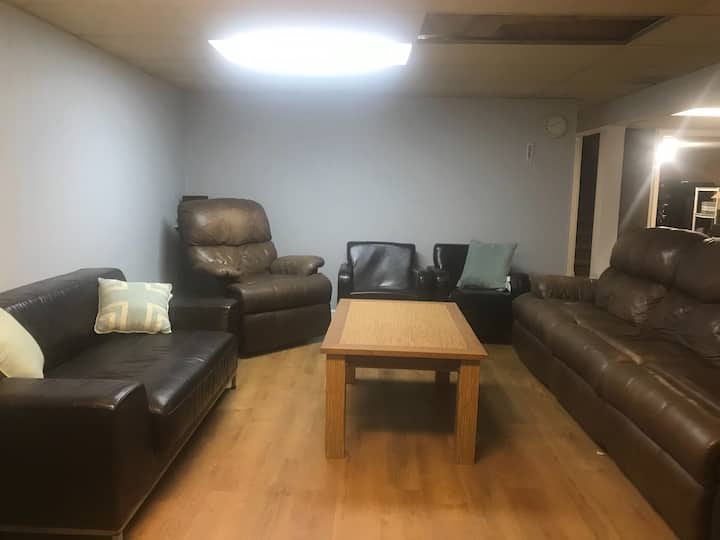 Sala de estar del sótano 