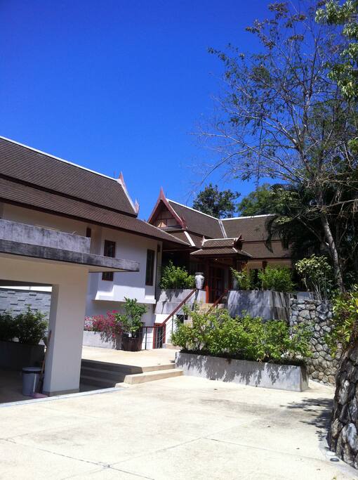 Happy Villa