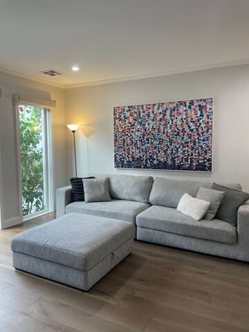 Accommodation perfection 3bdr/2bath Malvern gallery image 2