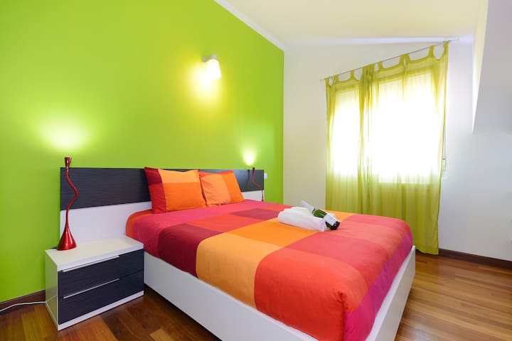 Modern apartment with WIFI